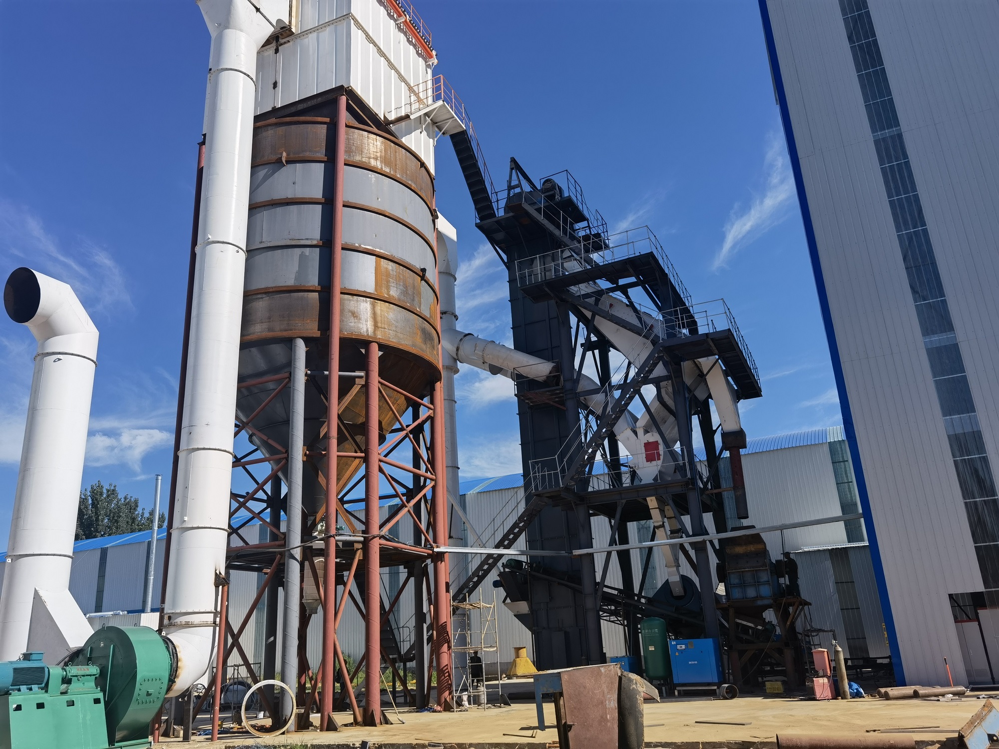 多項(xiàng)重大基建項(xiàng)目開(kāi)工，制砂樓助力砂石供給！